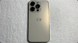 罕见 iPhone 原型机现身，融合大量新技术！