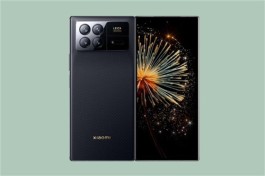 雷军重回小米手机发布会 将同时推出折叠屏手机和Redmi K70至尊版